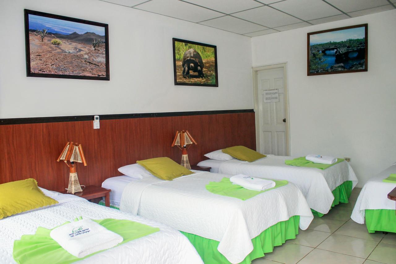 Hostal La Gran Tortuga 푸에르토빌라밀 외부 사진