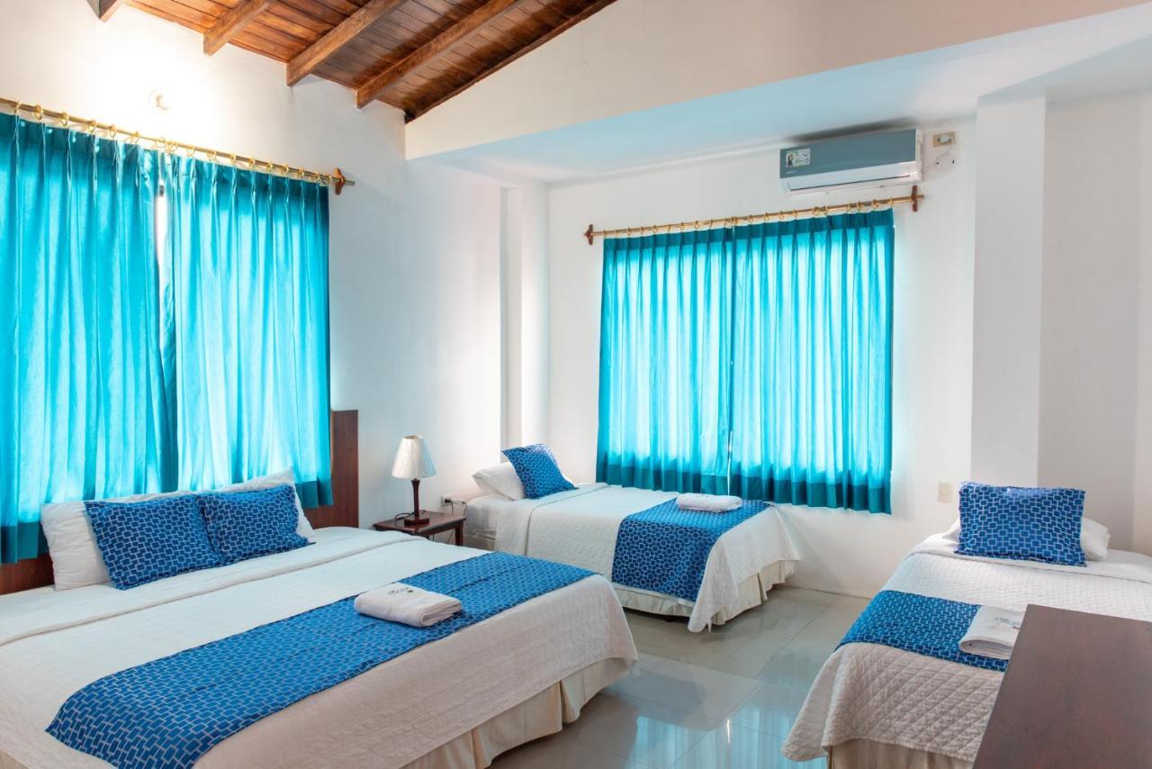 Hostal La Gran Tortuga 푸에르토빌라밀 외부 사진