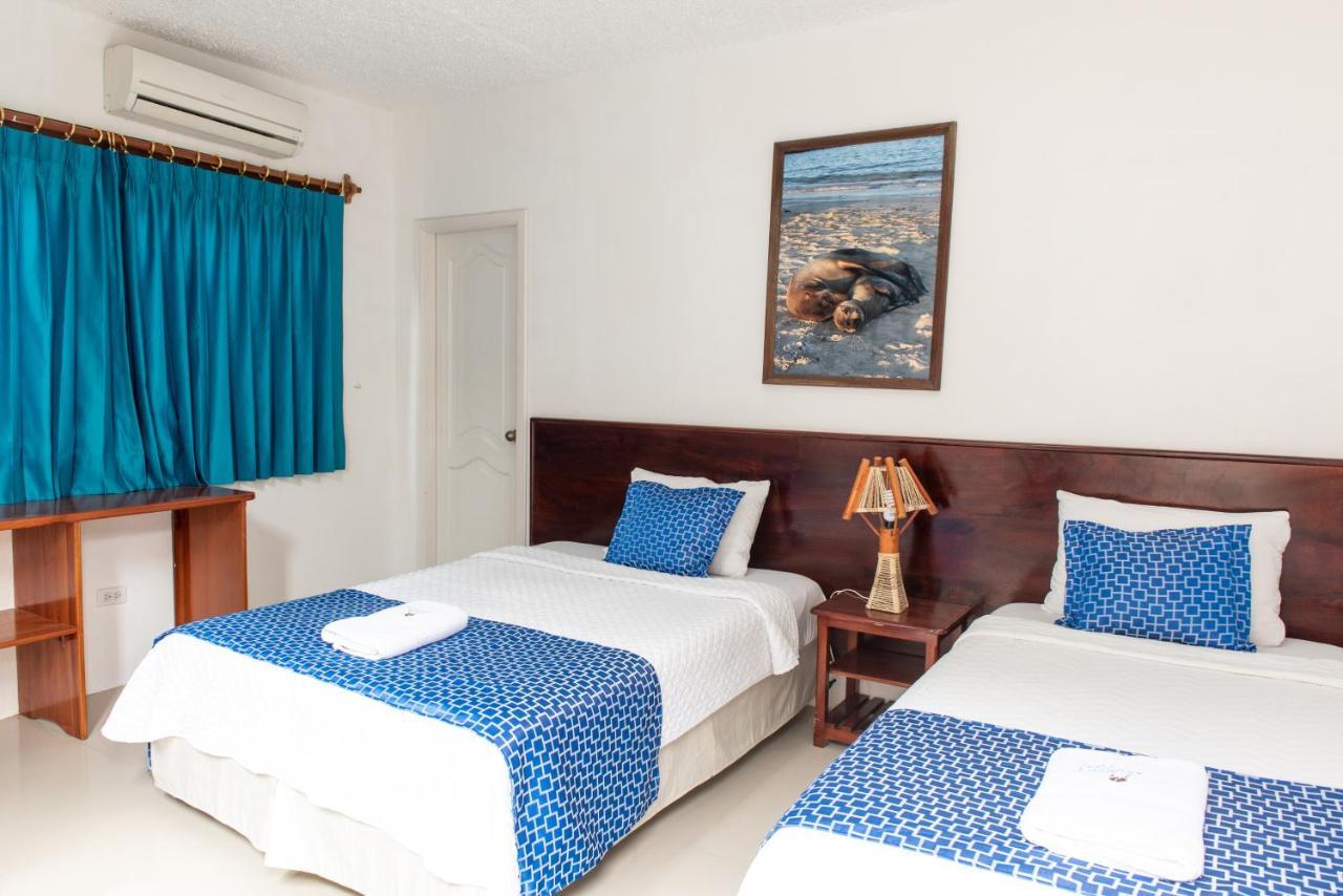Hostal La Gran Tortuga 푸에르토빌라밀 외부 사진