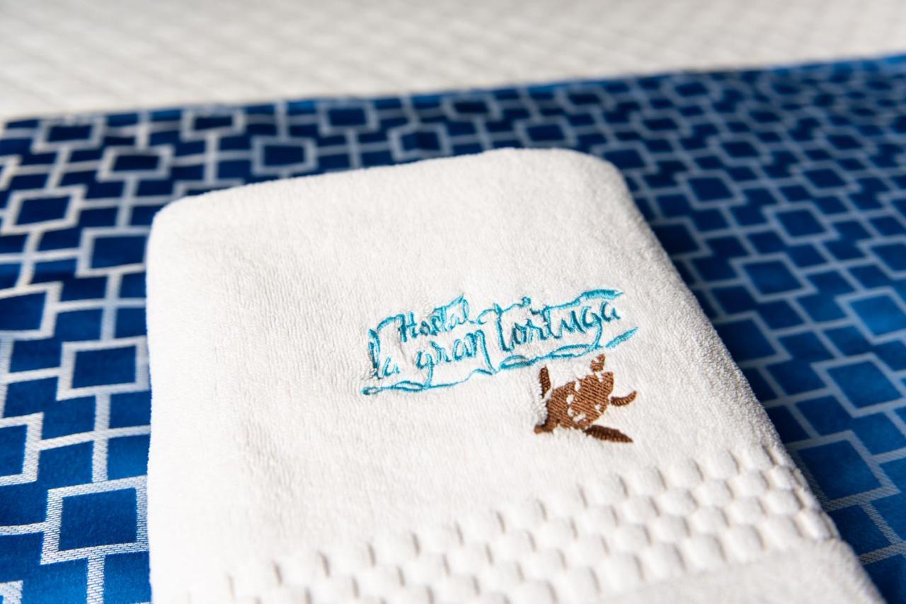 Hostal La Gran Tortuga 푸에르토빌라밀 외부 사진